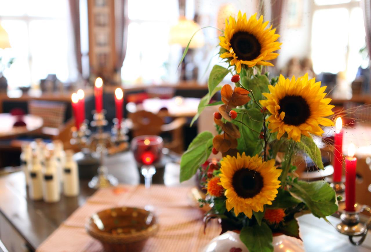 Kaiserhof Hotel Sonne 노들린겐 외부 사진